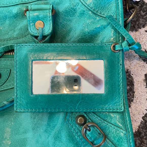 Green Italian purse - Picture 3 of 6